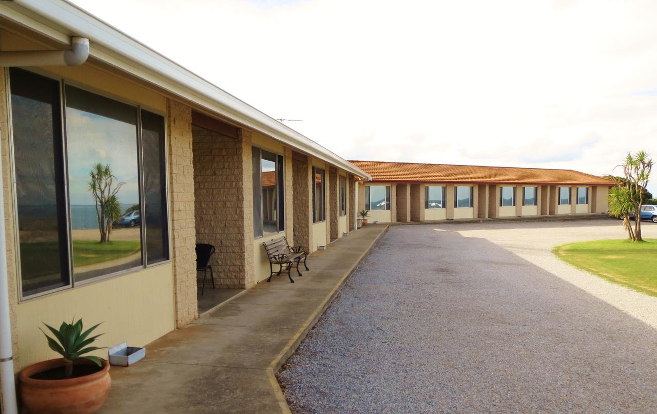 Stansbury Holiday Motel Extérieur photo