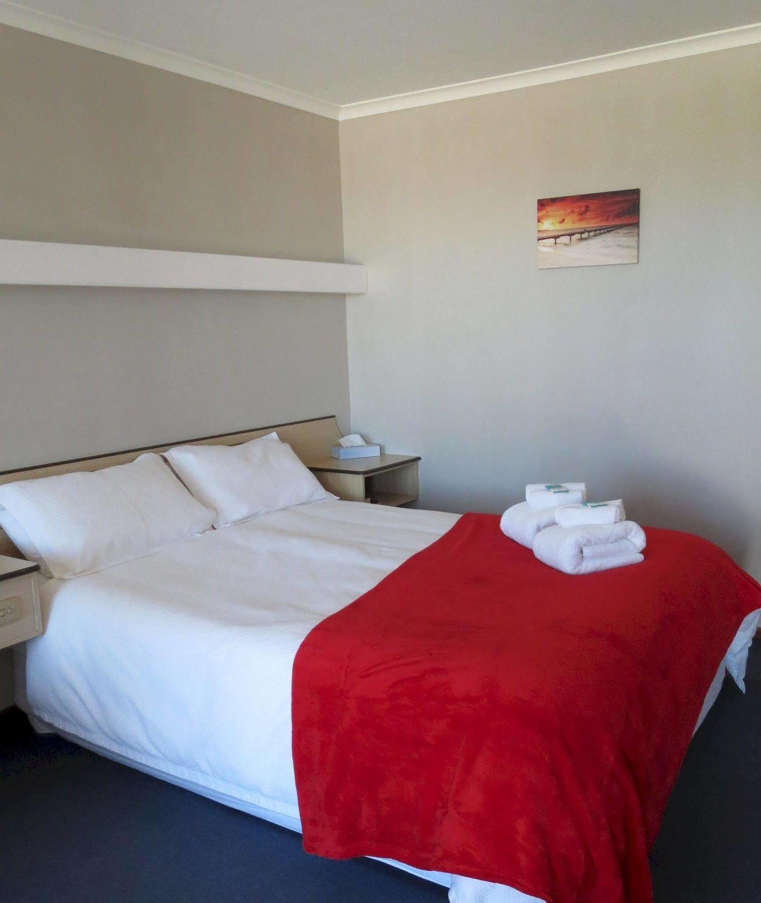 Stansbury Holiday Motel Extérieur photo