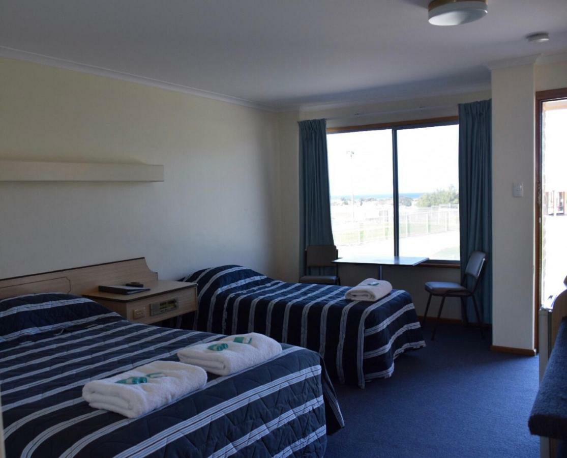 Stansbury Holiday Motel Extérieur photo