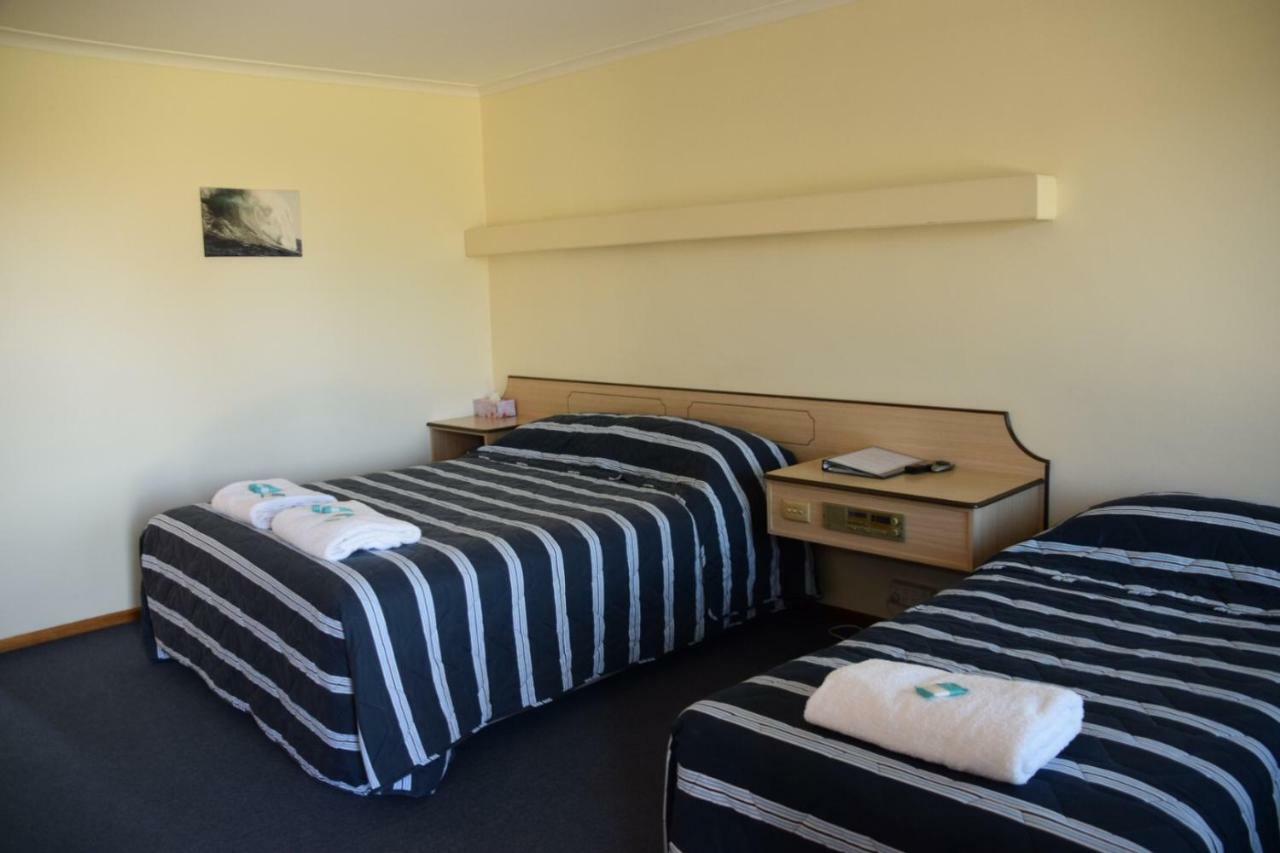 Stansbury Holiday Motel Extérieur photo